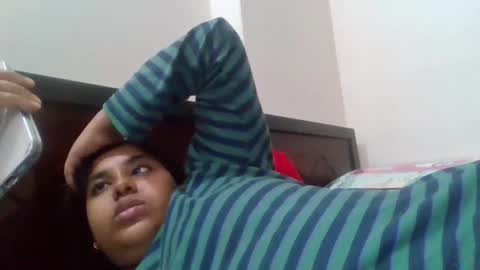 anydanyg online show from December 2, 2025, 9:43 pm