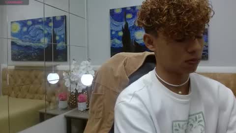 anyelotwink online show from December 20, 2025, 12:01 pm