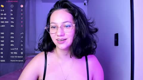 Anyi  Orion and Pyxis online show from March 31, 2026, 2:46 am