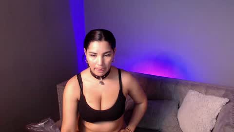 Snapshot of anyrax1 chatting on February 7, 2025, 7:59 pm Anyrax online show from February 7, 2025, 7:59 pm