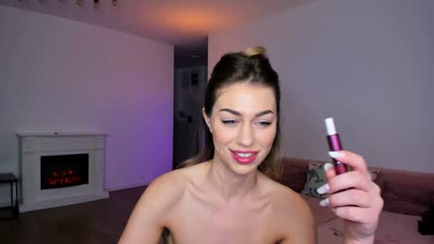 Anysa Smith online show from December 6, 2024, 12:56 am