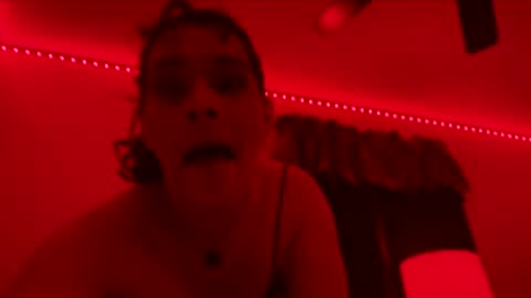 anything4pariss online show from December 21, 2025, 11:06 am