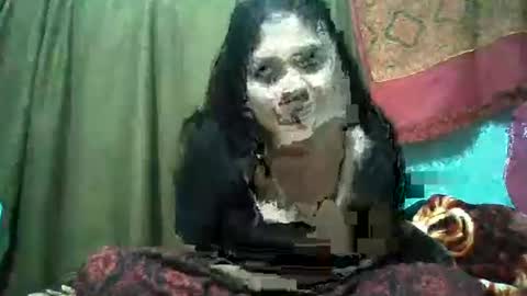 Snapshot of apa142817 chatting on February 22, 2026, 6:28 pm Aparalux online show from February 22, 2026, 6:28 pm