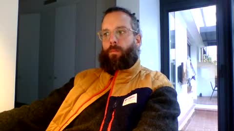 Snapshot of apc_3 chatting on January 7, 2026, 8:17 am apc_3 online show from January 7, 2026, 8:17 am