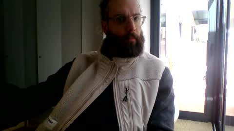Snapshot of apc_3 chatting on February 10, 2026, 1:37 pm apc_3 online show from February 10, 2026, 1:37 pm