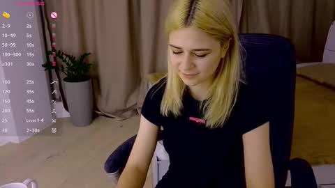 Snapshot of apheliastar chatting on January 10, 2026, 5:26 pm ApheliaStar online show from January 10, 2026, 5:26 pm