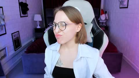 Snapshot of aphexqueen chatting on January 11, 2025, 1:22 pm APHEX QUEEN online show from January 11, 2025, 1:22 pm