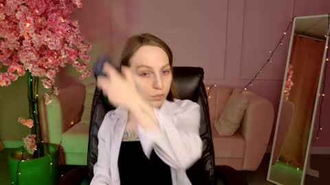 Snapshot of aphexqueen chatting on March 10, 2025, 9:10 am APHEX QUEEN online show from March 10, 2025, 9:10 am