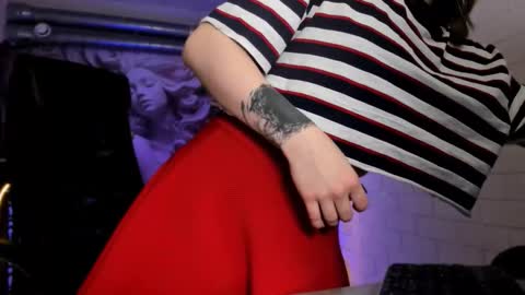 Snapshot of aphexqueen chatting on November 6, 2025, 5:30 am APHEX QUEEN online show from November 6, 2025, 5:30 am