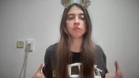 Snapshot of aphr0dite22 chatting on January 11, 2026, 3:06 pm aphr0dite22 online show from January 11, 2026, 3:06 pm