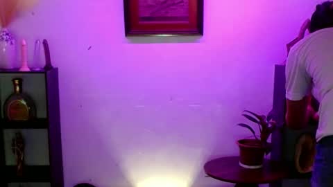 Snapshot of aphr0dite_x chatting on January 27, 2025, 9:13 am Roman Goddess online show from January 27, 2025, 9:13 am