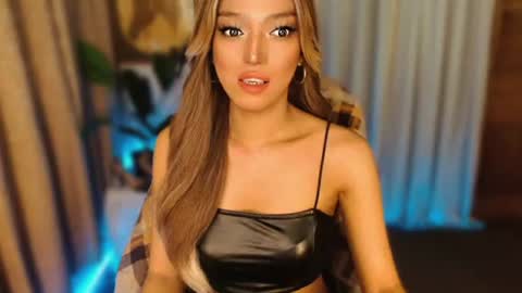 Snapshot of aphrodite_may chatting on August 8, 2026, 12:02 am kathryn online show from August 8, 2026, 12:02 am