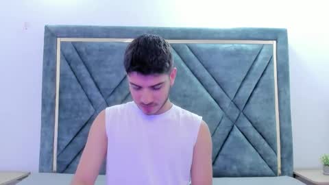 Apolo Grayy online show from February 18, 2026, 5:36 am