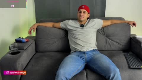 Snapshot of apolo_strange chatting on April 21, 2026, 1:42 am apolo_strange online show from April 21, 2026, 1:42 am