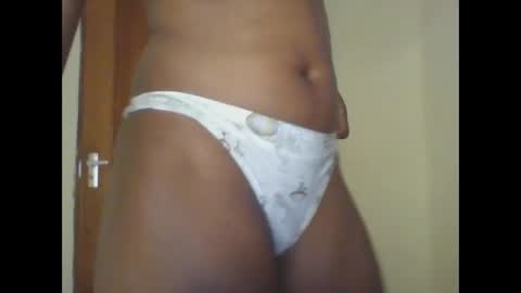 apple_bitch online show from February 18, 2026, 5:03 am