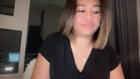 Anika online show from November 17, 2025, 5:19 pm