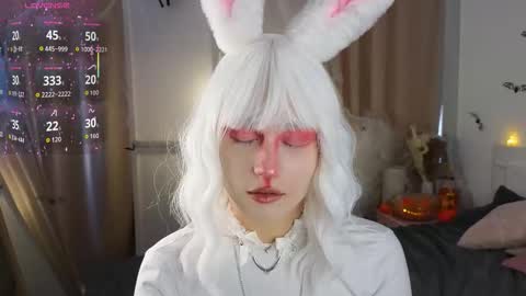 Snapshot of appleeepie chatting on October 24, 2025, 9:06 am Vicki online show from October 24, 2025, 9:06 am