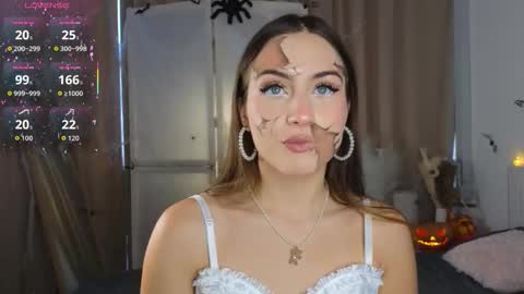 Snapshot of appleeepie chatting on October 26, 2025, 9:04 am Vicki online show from October 26, 2025, 9:04 am