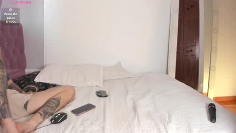 Snapshot of appocalypsee chatting on March 26, 2026, 7:52 pm ALEXANDCAM online show from March 26, 2026, 7:52 pm