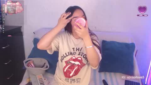 Snapshot of apriil_3 chatting on September 12, 2025, 3:39 am Abril Freelance Model online show from September 12, 2025, 3:39 am