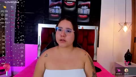 April SC online show from February 25, 2025, 1:39 pm