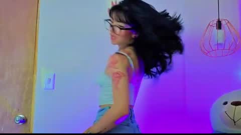 Snapshot of april_bennett chatting on July 2, 2026, 12:11 pm online show from July 2, 2026, 12:11 pm
