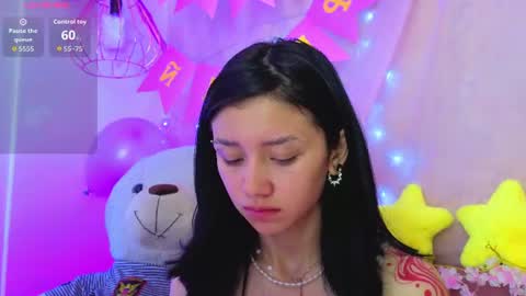 Snapshot of april_bennett chatting on July 16, 2026, 3:18 pm online show from July 16, 2026, 3:18 pm