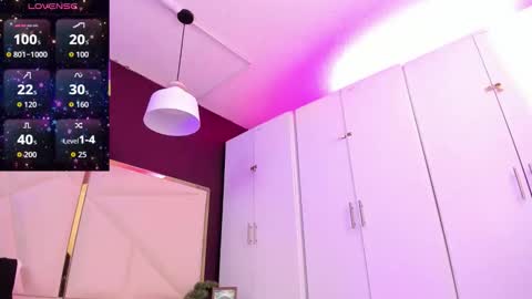 April online show from November 27, 2025, 11:12 am