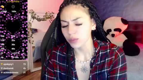 Snapshot of april_dumont chatting on January 30, 2025, 4:13 pm April online show from January 30, 2025, 4:13 pm