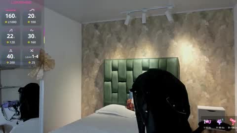 Snapshot of april_dumont chatting on November 15, 2025, 2:02 pm April online show from November 15, 2025, 2:02 pm