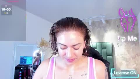 Snapshot of april_dumont chatting on November 21, 2025, 11:53 am April online show from November 21, 2025, 11:53 am