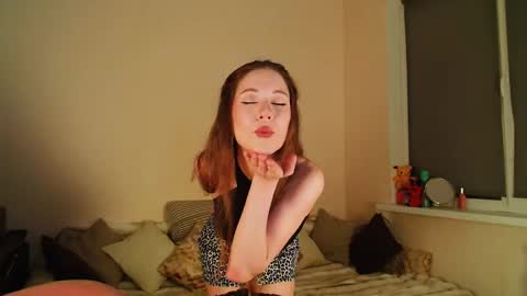 Snapshot of april_felicity chatting on April 22, 2026, 6:09 pm April online show from April 22, 2026, 6:09 pm