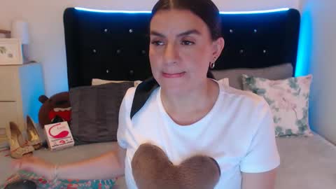 April online show from March 5, 2026, 6:48 pm