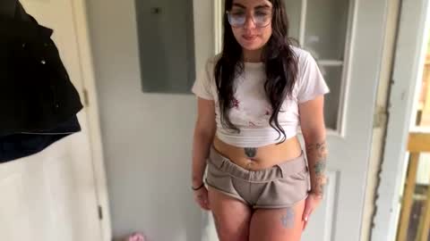 AnnaApril420 online show from December 17, 2024, 5:58 pm