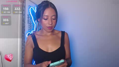 Snapshot of aprill7 chatting on October 22, 2025, 1:55 pm online show from October 22, 2025, 1:55 pm