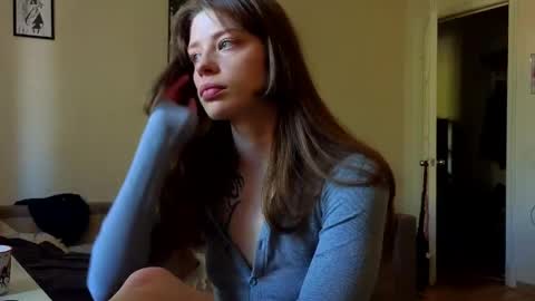 aqua_sultry online show from May 8, 2026, 10:09 am