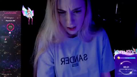 aqualen online show from March 10, 2025, 1:54 pm