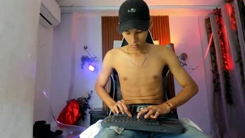 aquarius_xxx online show from October 24, 2025, 11:39 am