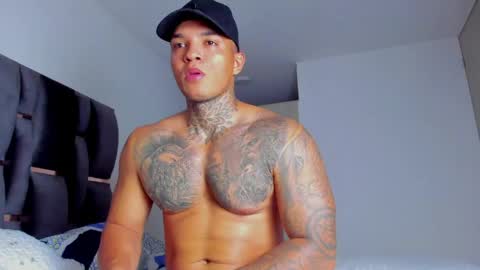 AquilesElpapi online show from June 7, 2026, 7:17 pm