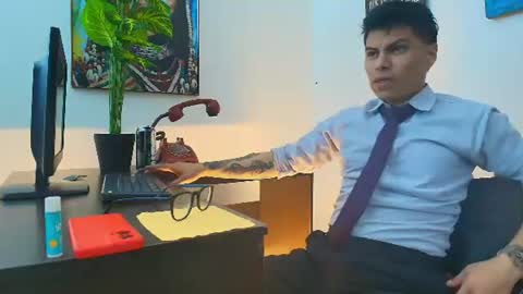 Snapshot of aquilestaylor chatting on July 4, 2026, 2:56 pm aquilestaylor online show from July 4, 2026, 2:56 pm