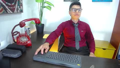 Snapshot of aquilestaylor chatting on July 12, 2026, 12:51 pm aquilestaylor online show from July 12, 2026, 12:51 pm