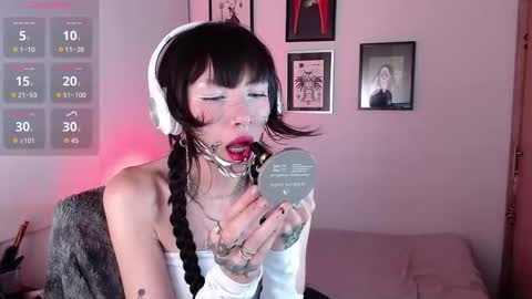 Snapshot of arabella_stone chatting on November 1, 2025, 4:25 am Arabella online show from November 1, 2025, 4:25 am