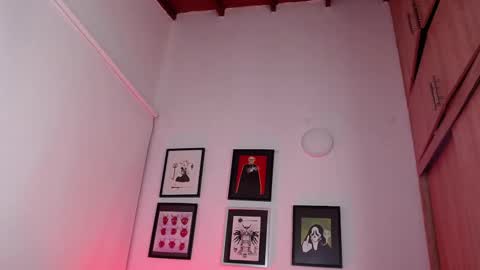 Snapshot of arabella_stone chatting on November 25, 2025, 4:23 am Arabella online show from November 25, 2025, 4:23 am