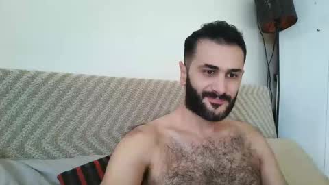 Snapshot of arabhairy90 chatting on December 9, 2024, 5:29 am hairycub online show from December 9, 2024, 5:29 am