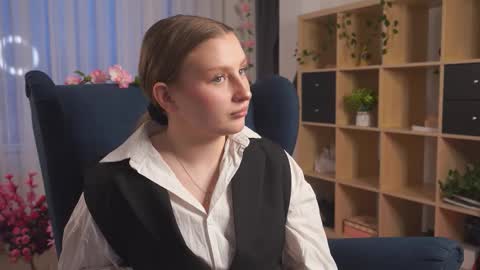 Snapshot of aracelieovaldi chatting on December 5, 2025, 4:10 am Valentina online show from December 5, 2025, 4:10 am