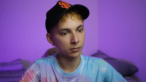 Snapshot of archi_love chatting on October 2, 2025, 10:28 pm ARCHIBALDO online show from October 2, 2025, 10:28 pm