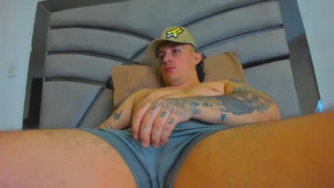 Snapshot of archie_1234 chatting on October 31, 2025, 3:07 am Archie online show from October 31, 2025, 3:07 am