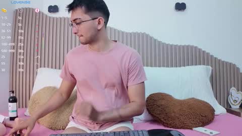 Archie online show from February 20, 2026, 3:25 am