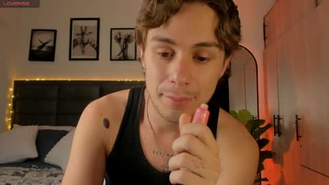 Archie online show from April 20, 2026, 6:09 pm