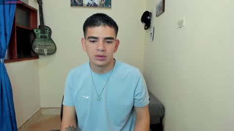 Snapshot of ares_johnsonn chatting on February 1, 2025, 3:07 pm Ares online show from February 1, 2025, 3:07 pm